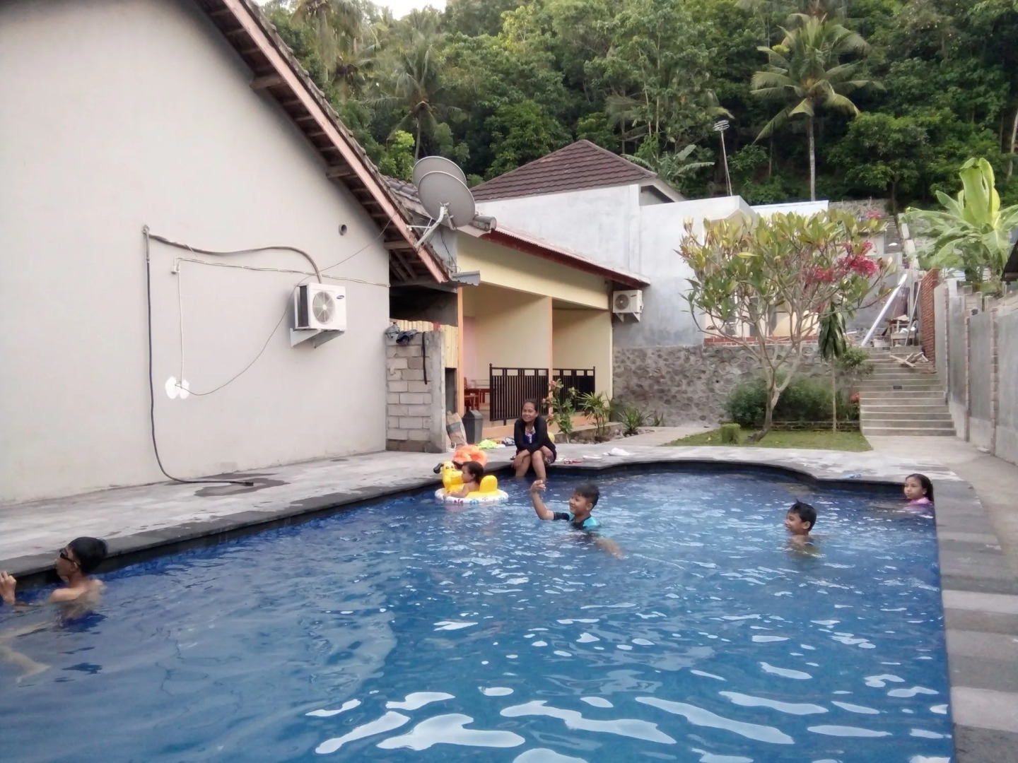 Family Garden Homestay