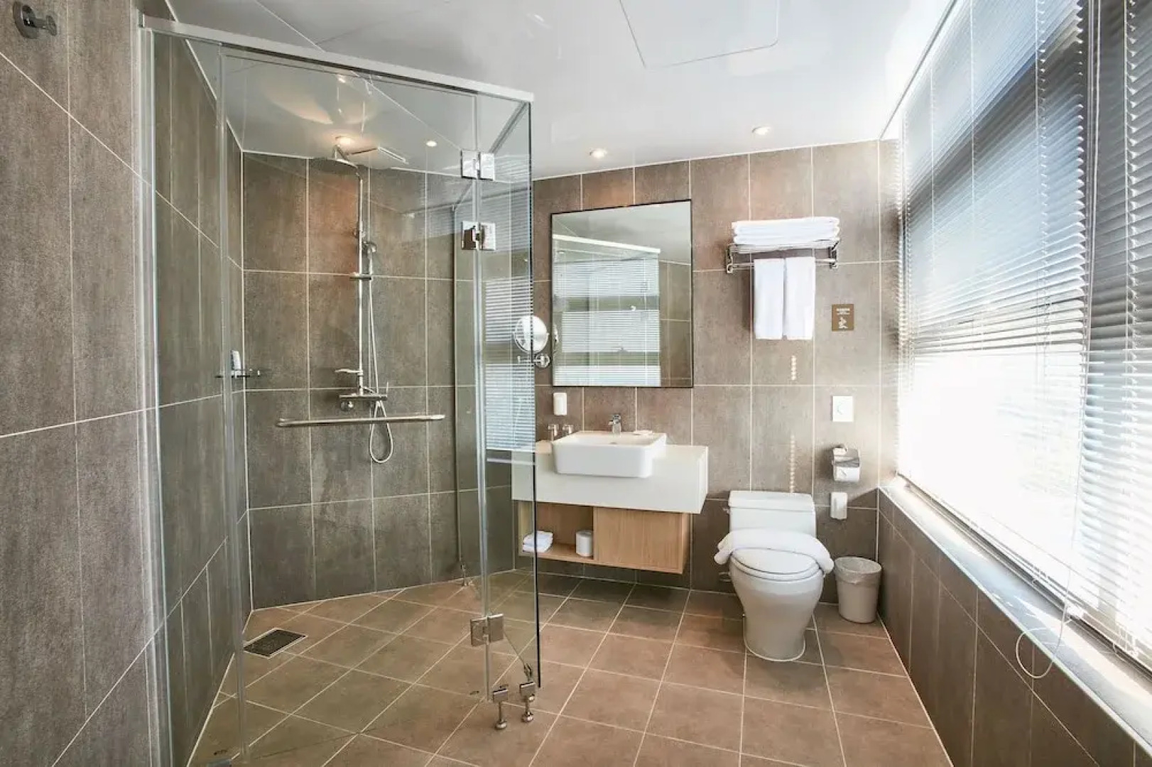 Islandcastle hotel&water park