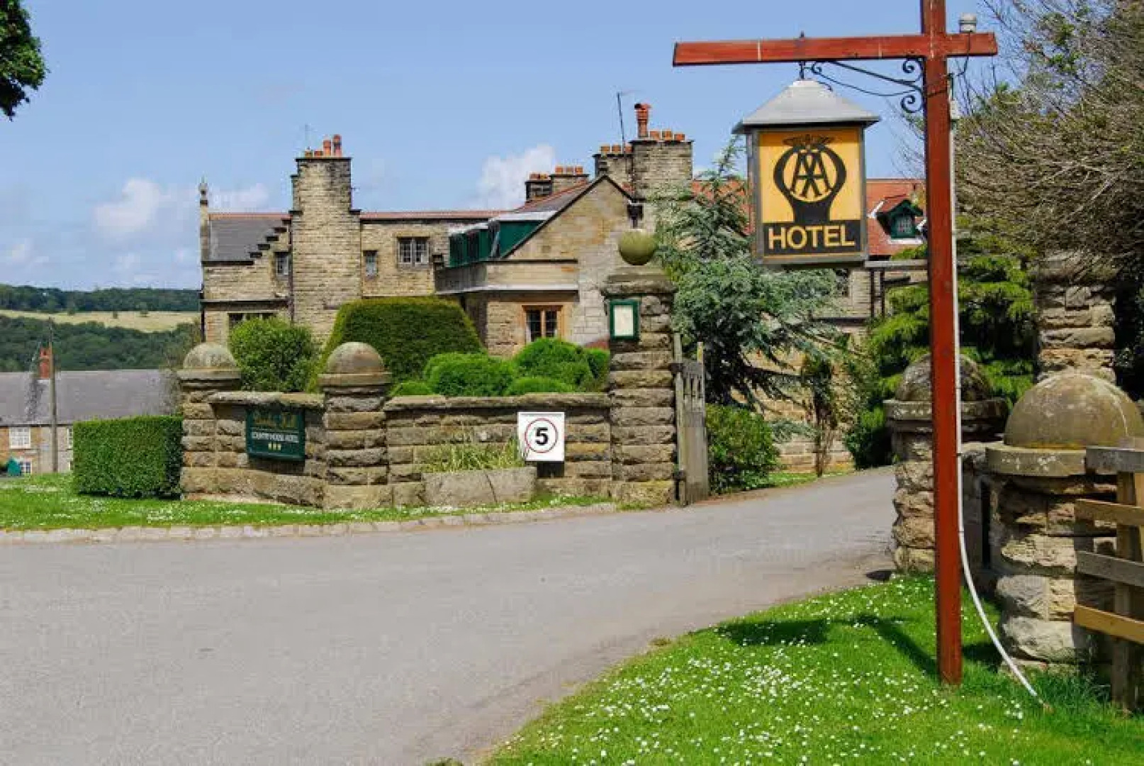 Dunsley Hall Country House Hotel