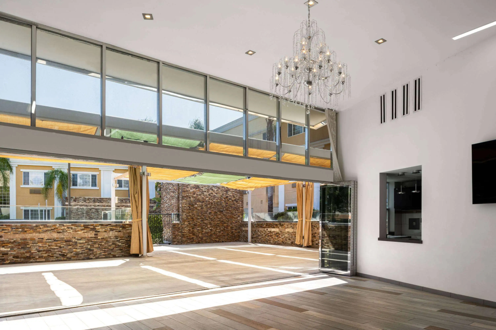 Hotel Marguerite Anaheim/Garden Grove, Trademark Collection by Wyndham