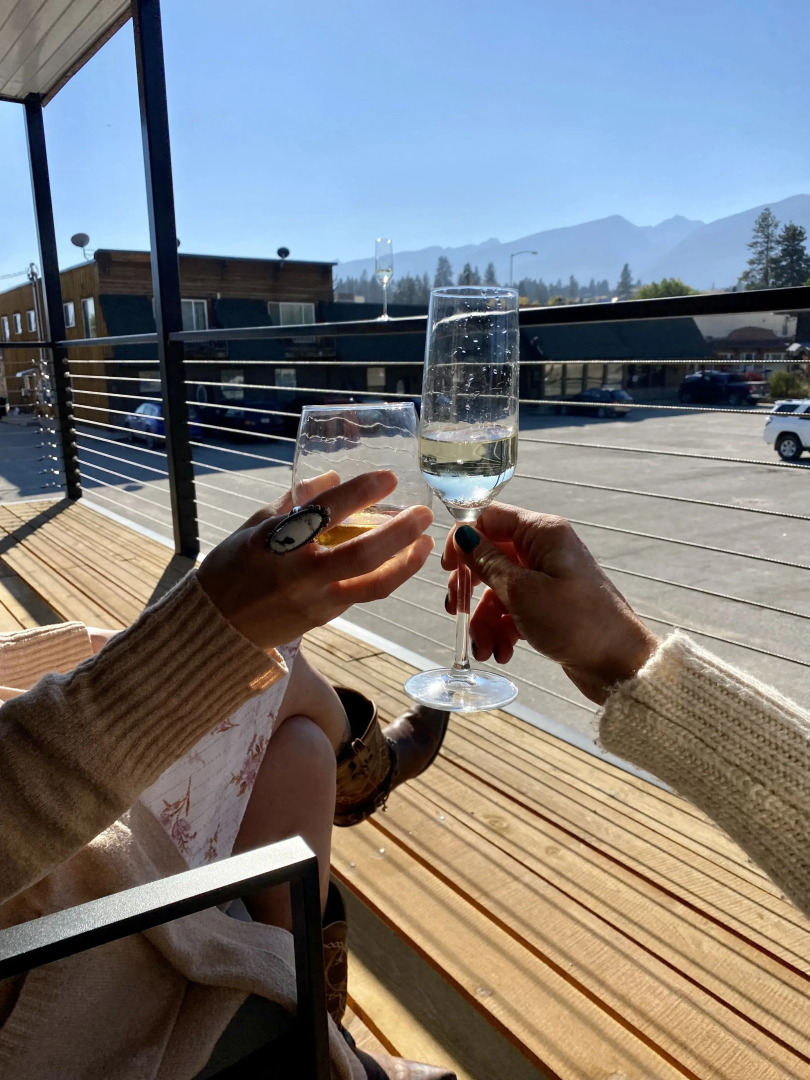 The Darmont Hotel and Suites