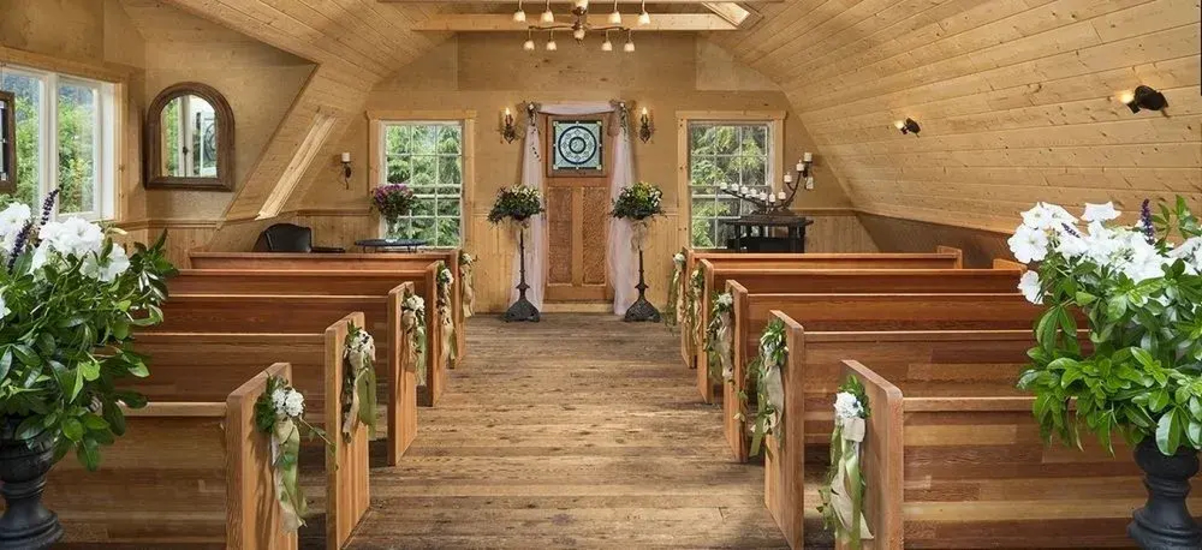 Alderwood Cottage & Suite - Bowen Island