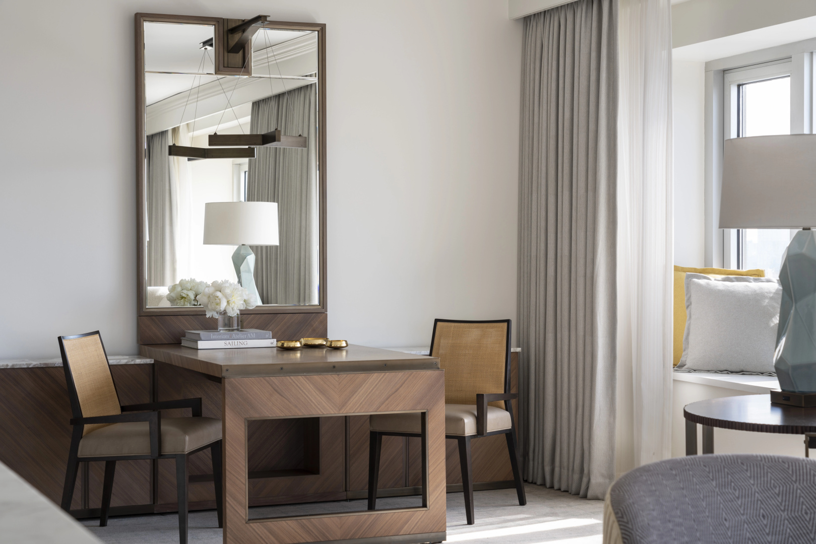 Отель Four Seasons Chicago