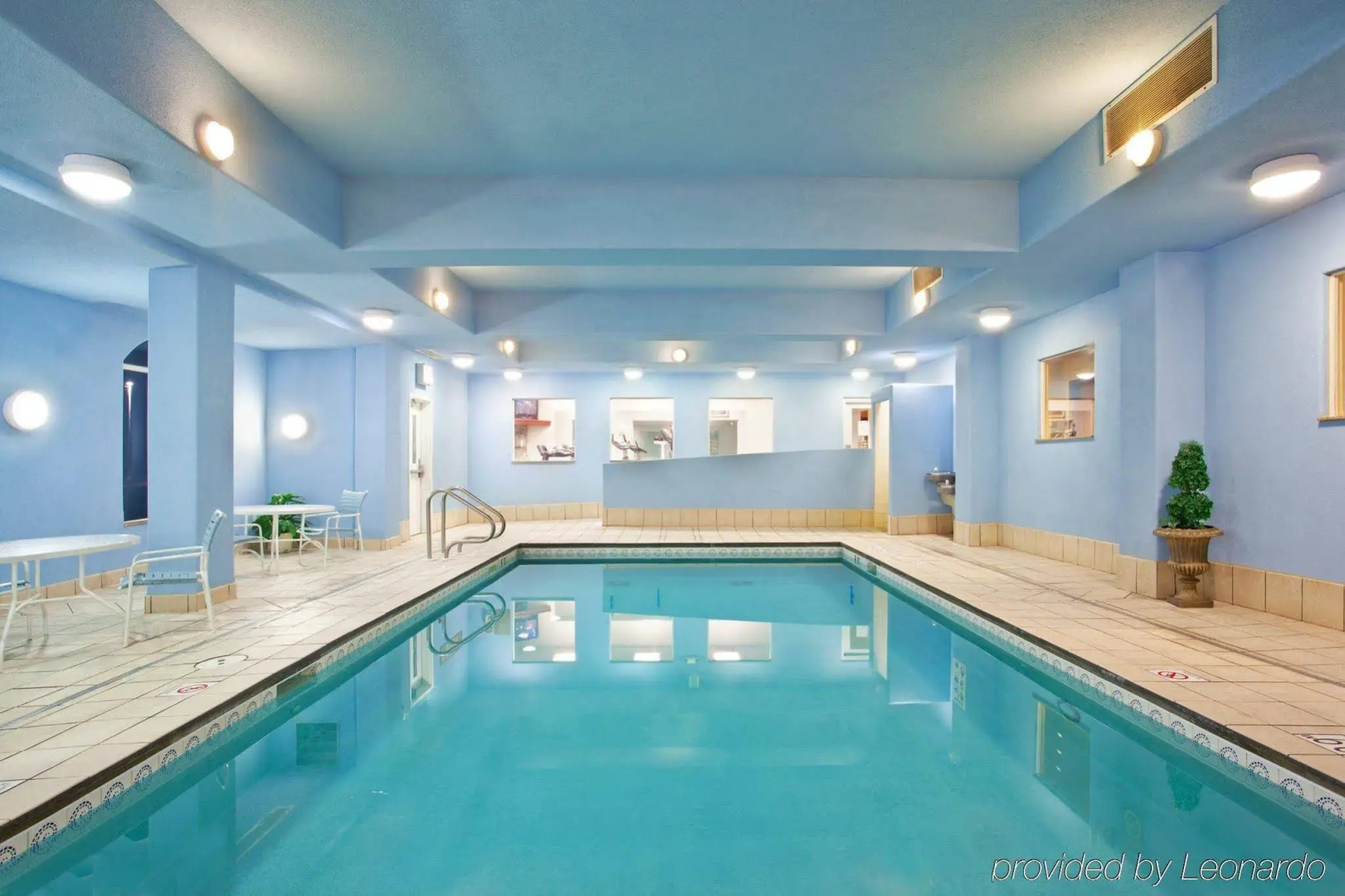 Holiday Inn Express Hotel & Suites Rockford-Loves Park by IHG