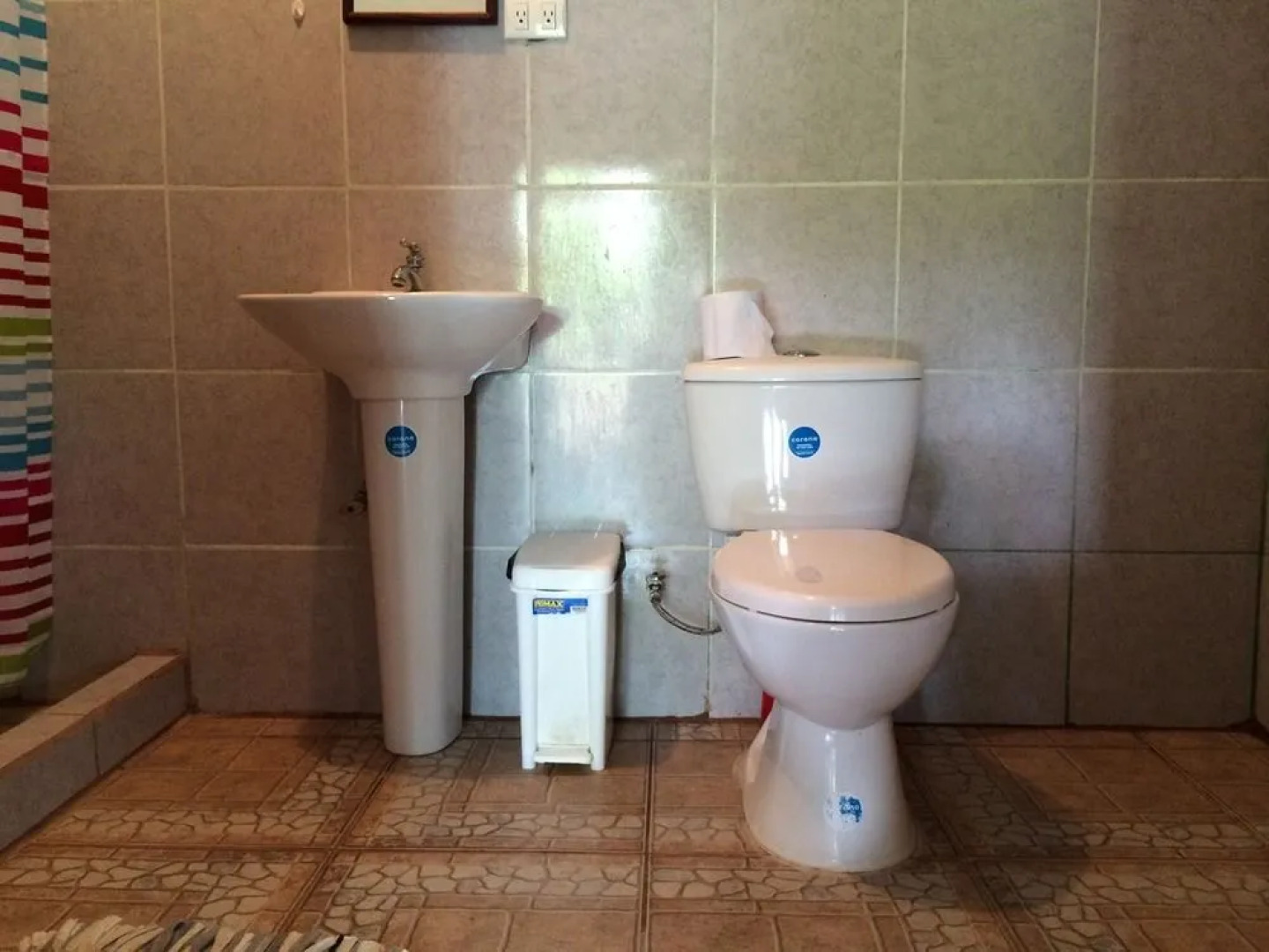 Hakuna Matata Drake Bay Hostel