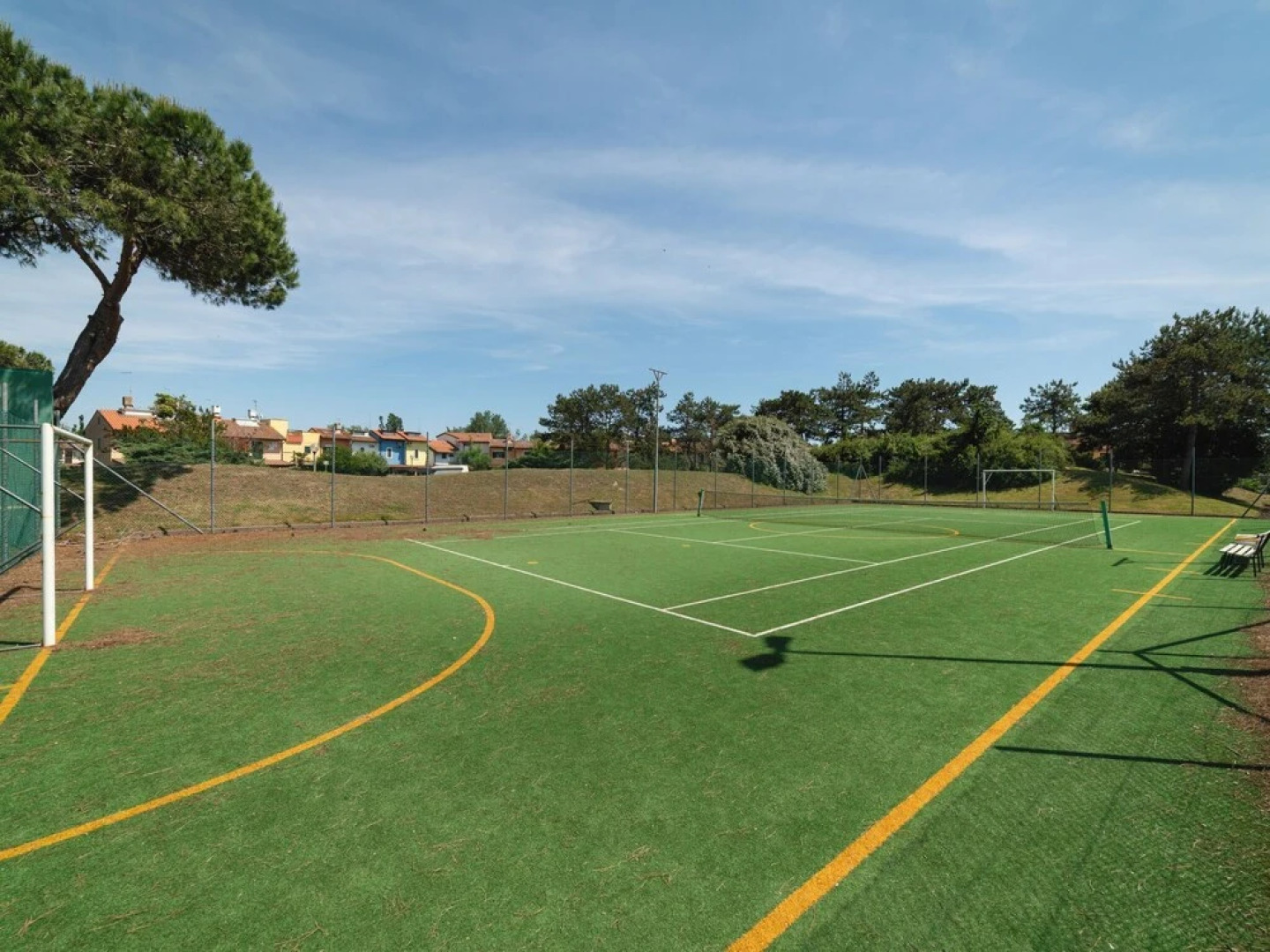 Well-kept Apartment With AC on Isola di Albarella