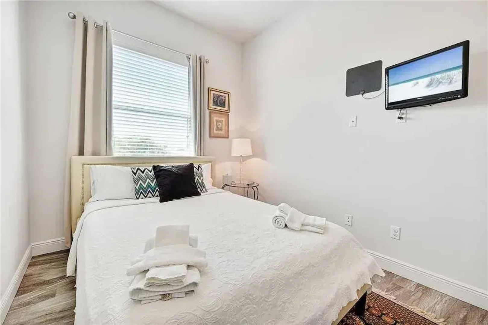 Pure Delight - Two Bedroom Condo