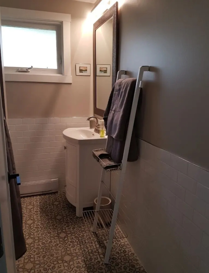 The Chirping Cricket Bed & Breakfast