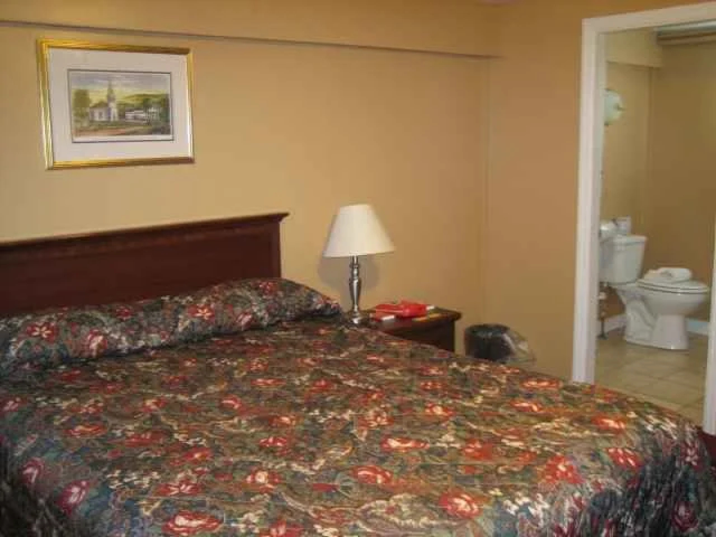 Yankee Village Motel