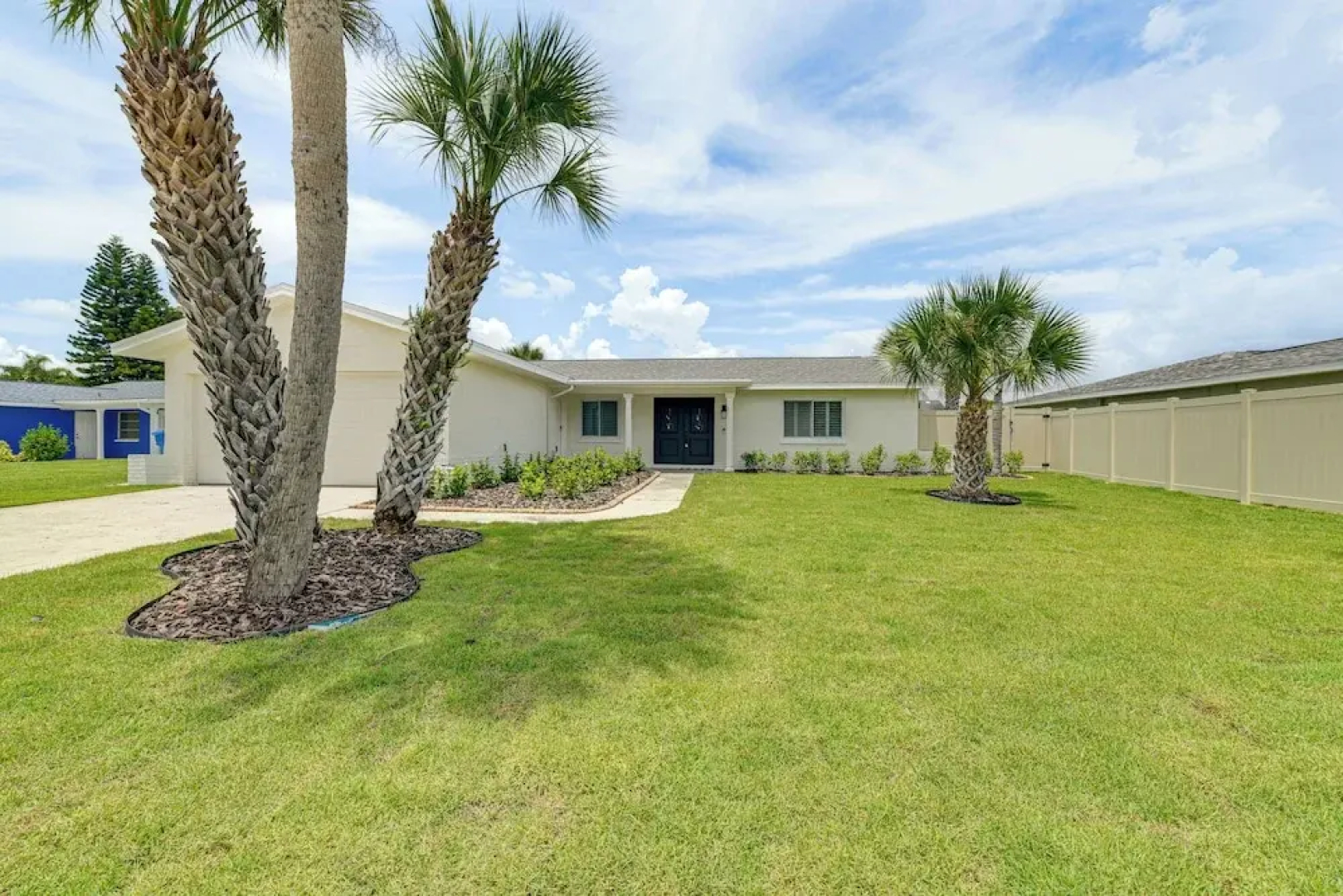Private Pool w/ Canal Views: Apollo Beach Getaway