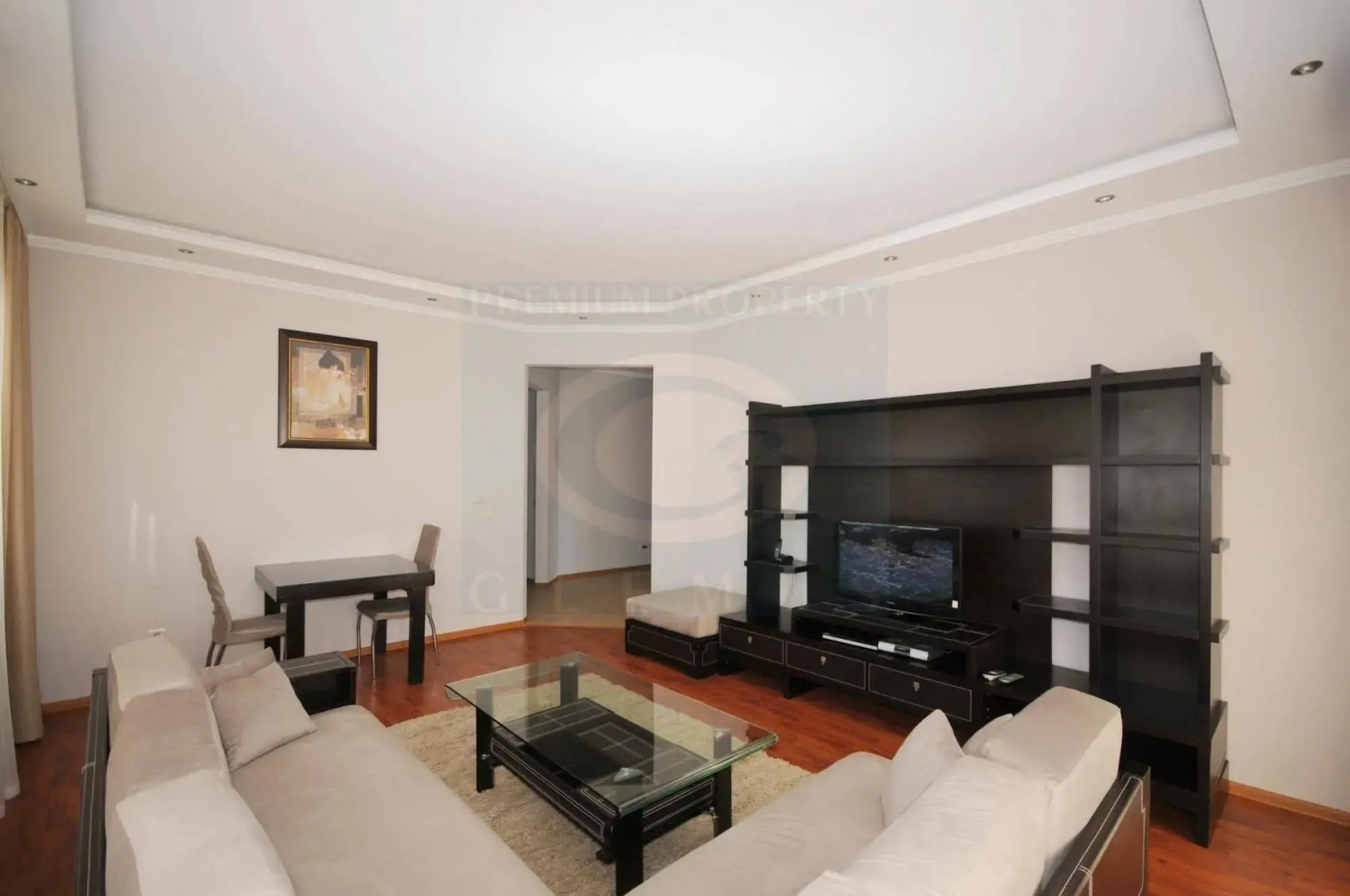 Комплекс First Choice Apartments