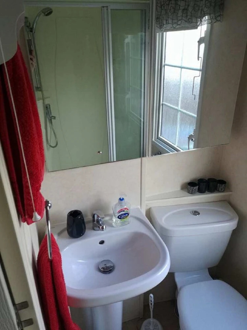 Sheraton On The Lake in Coghurst Holiday Park