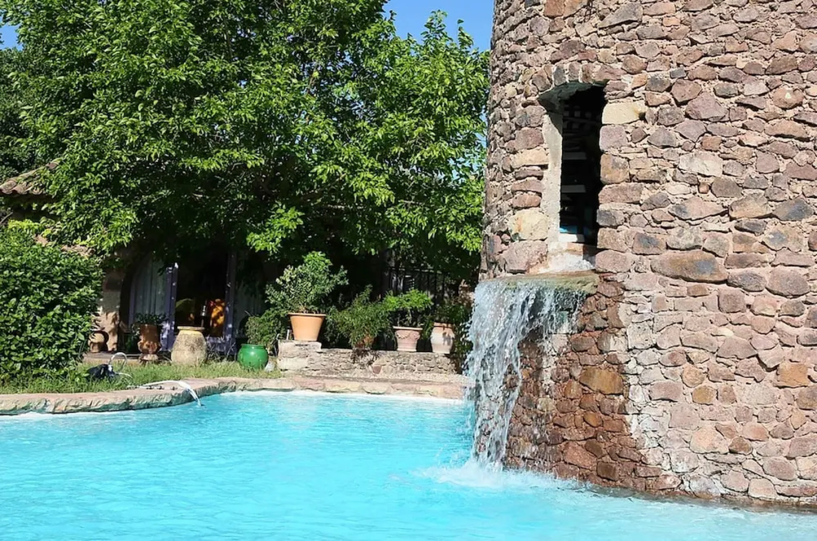 Studio in Puget-sur-argens, With Shared Pool and Furnished Garden - 8 km From the Beach