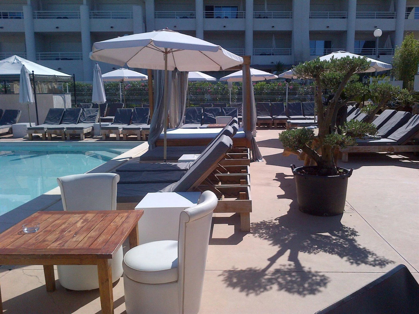 Bella Vista, Hôtel Suites & Maisons