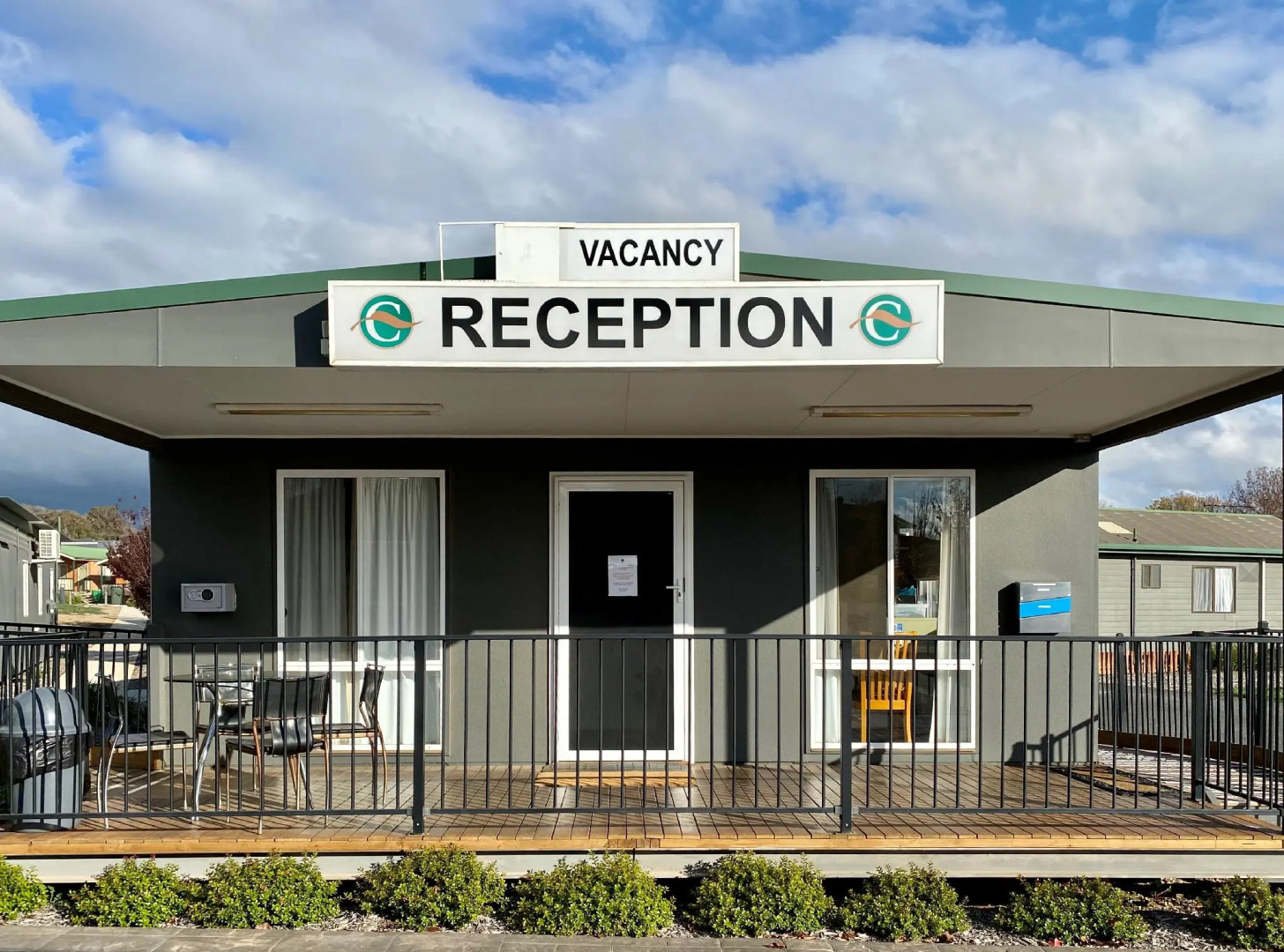 Canberra Carotel Motel