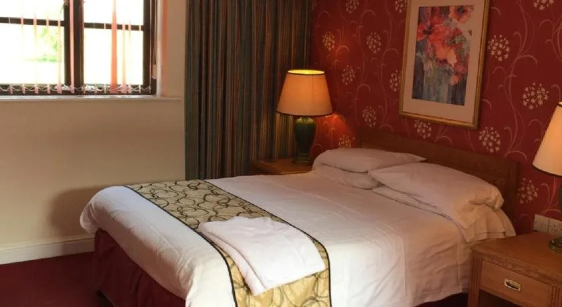 The Dark Barn Cottages  Lodge