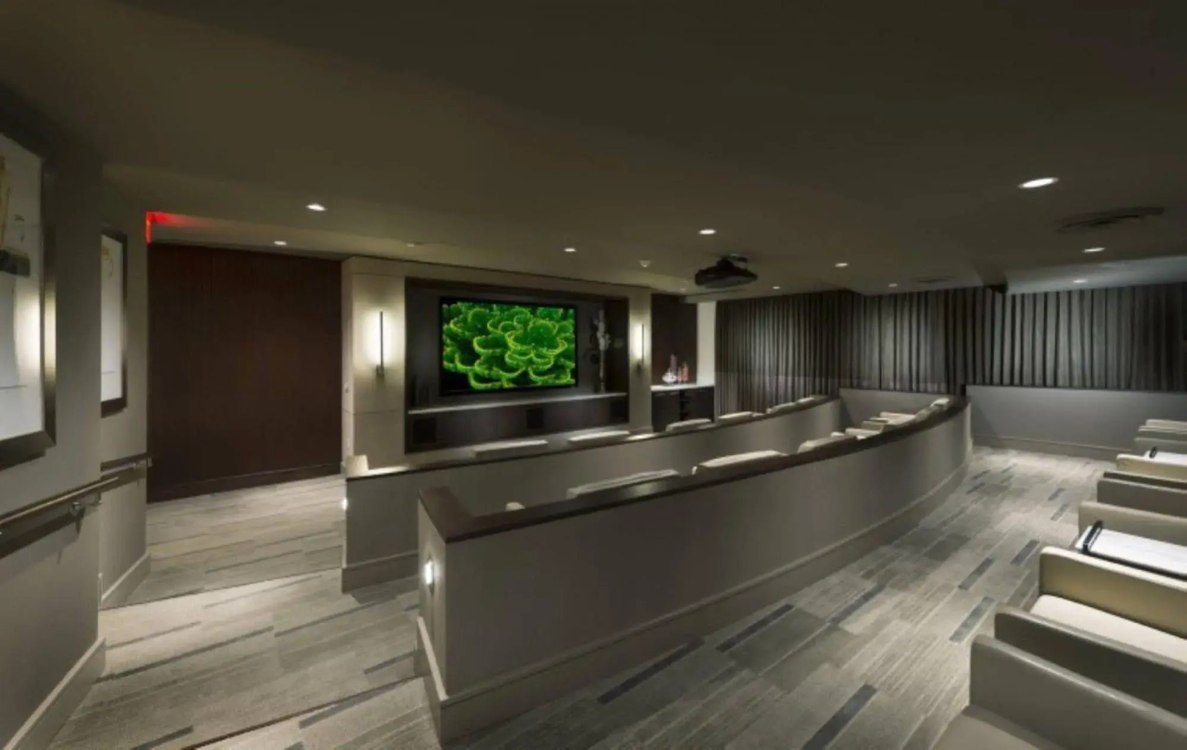 Global Luxury Suites at Cambridge Park