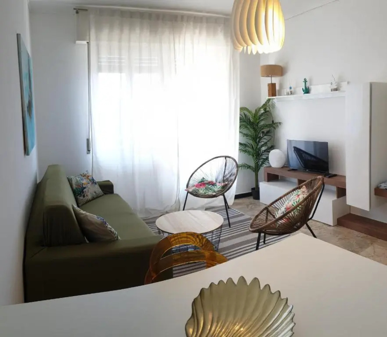 Trilocale fronte mare Taggia