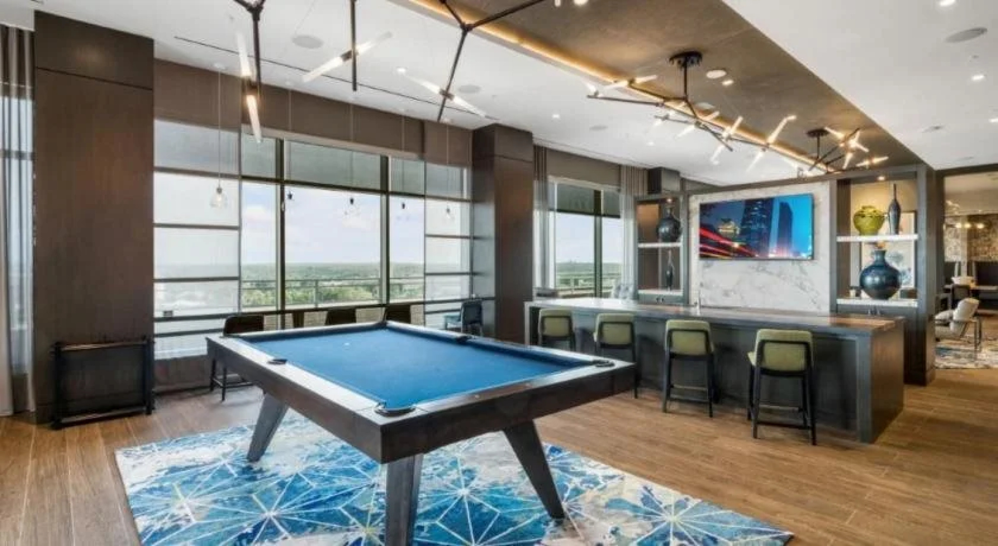 Global Luxury Suites at Woodmont Triangle South