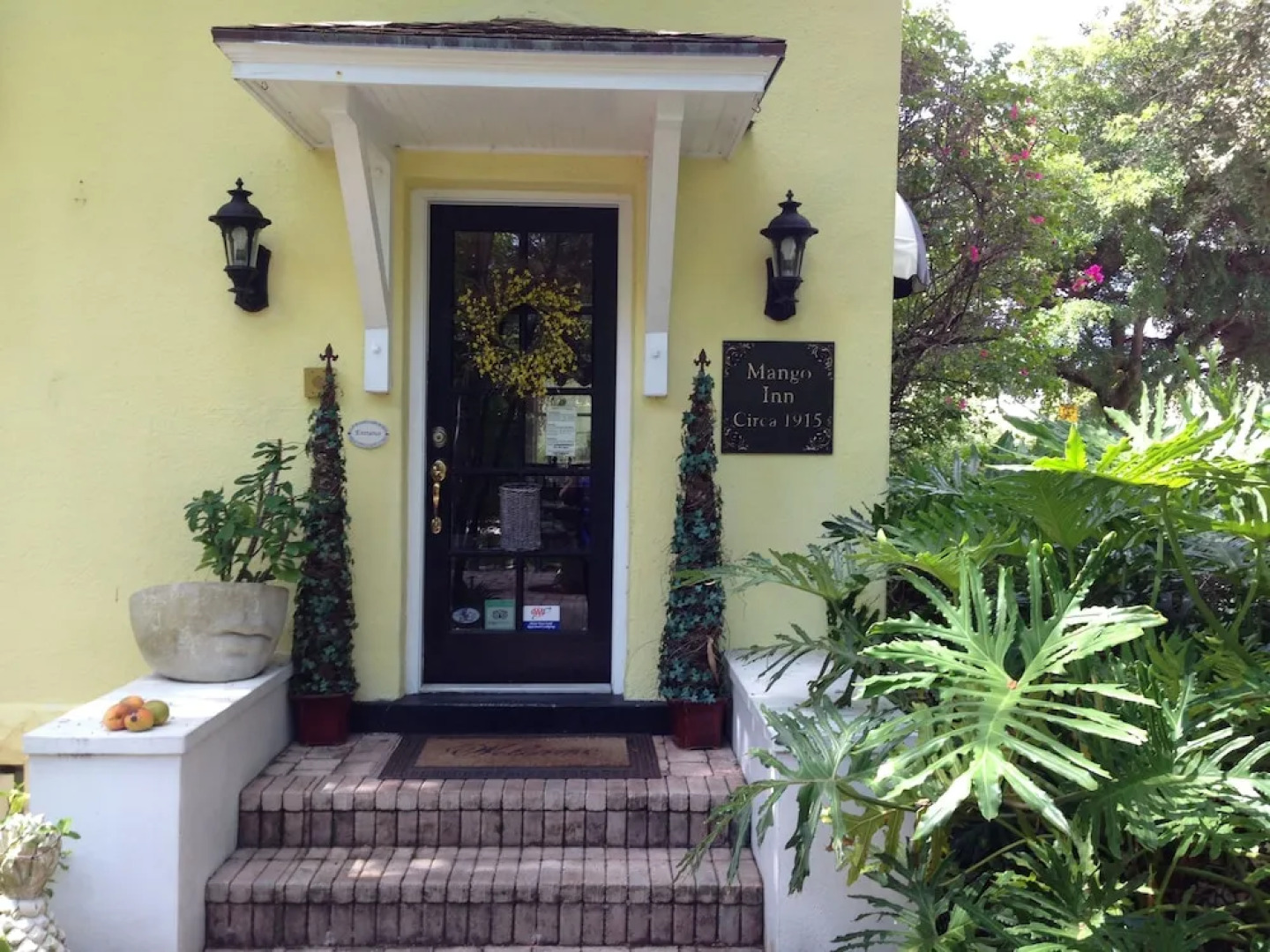 The Mango Inn Bed & Breakfast