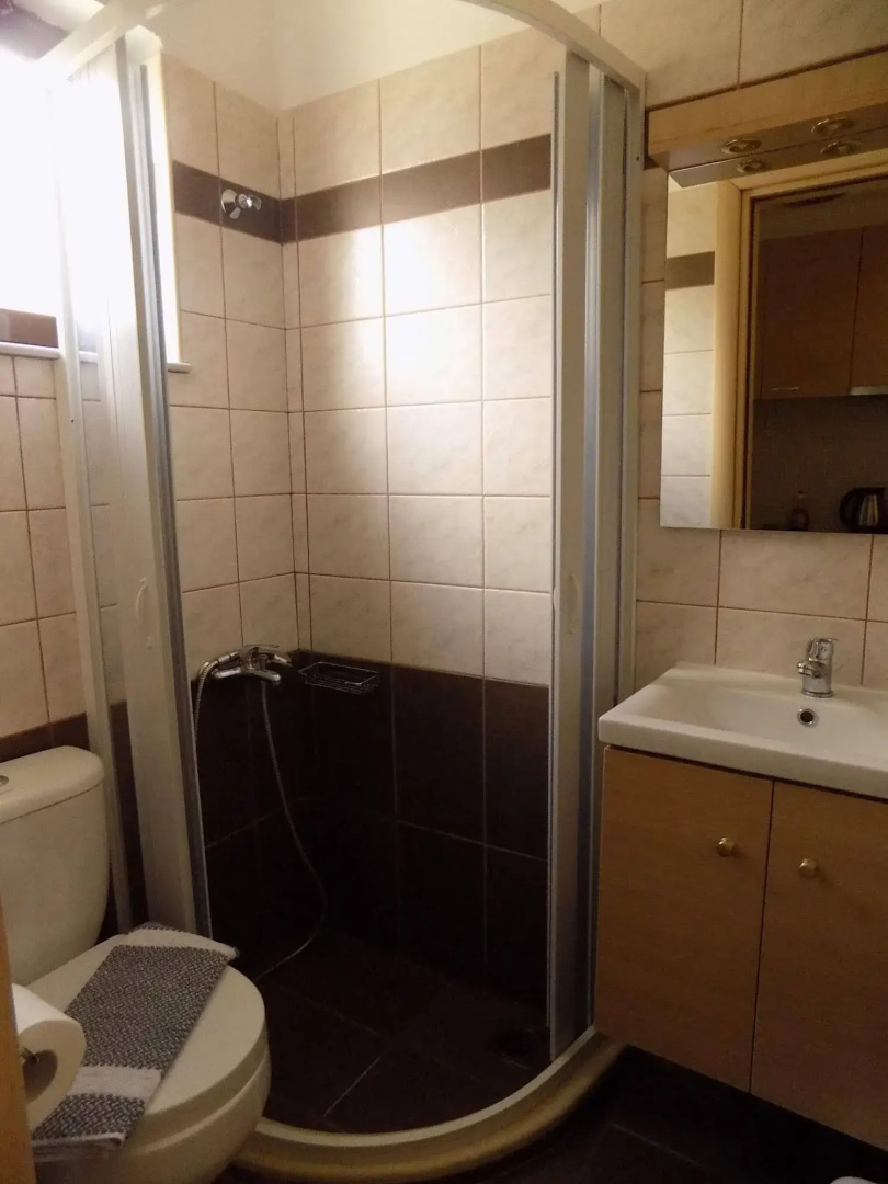 Manolis Apartments