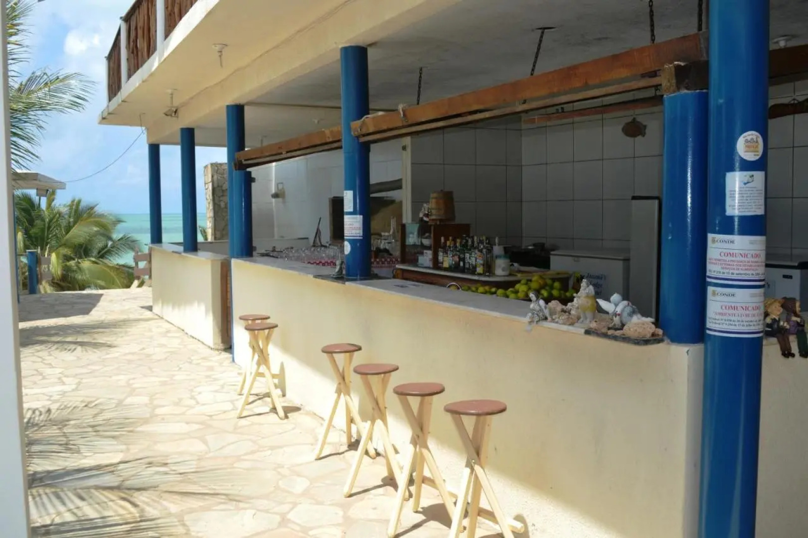 Jacuma's Lodge Hotel