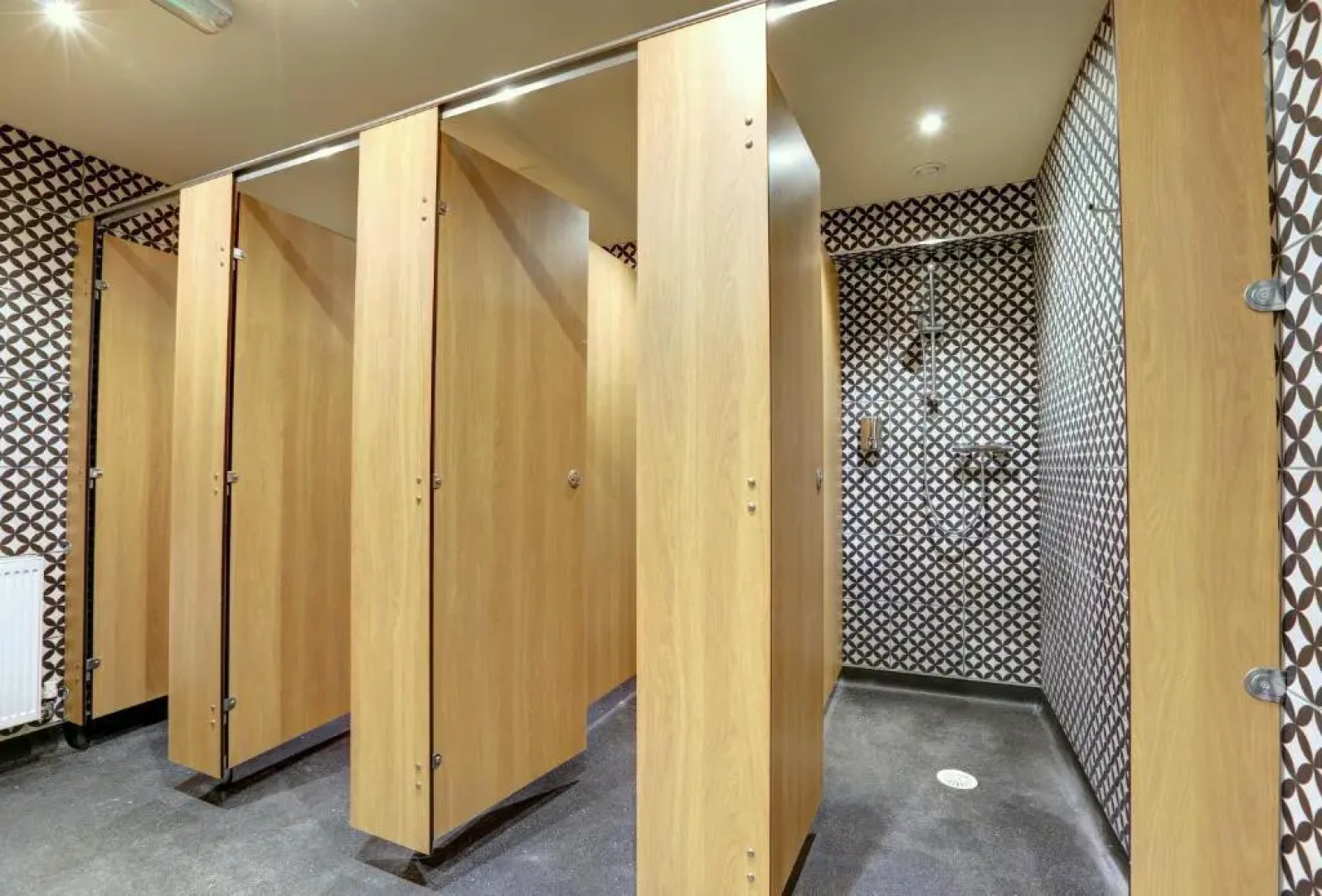 Publove @ Exmouth Arms Euston