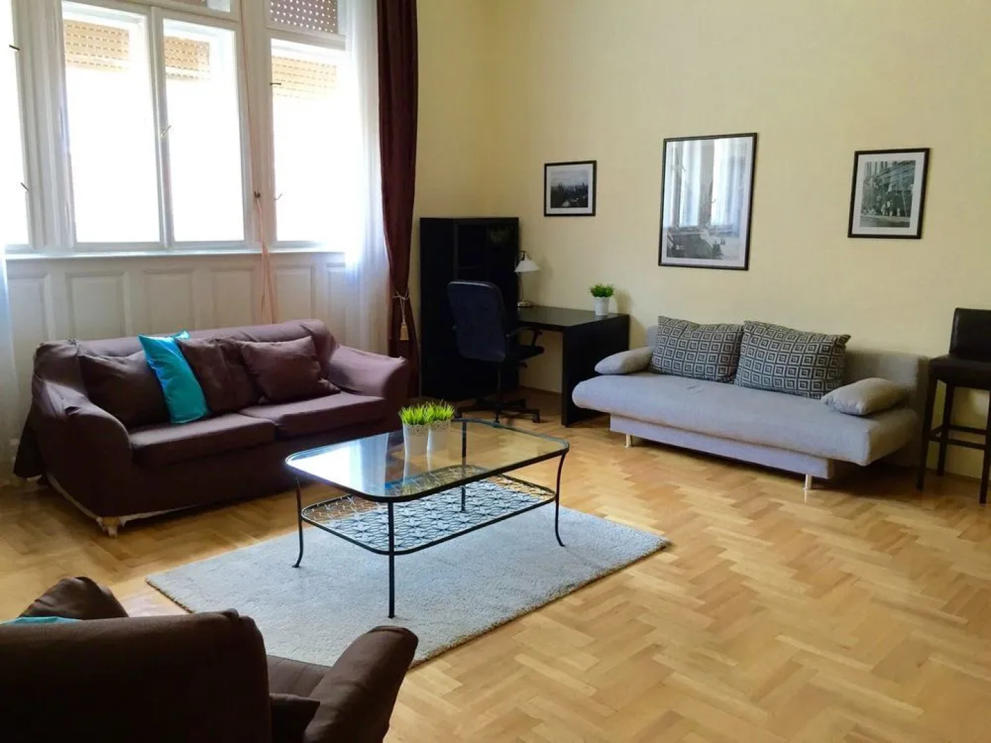 Hi5 Apartments - Parliament