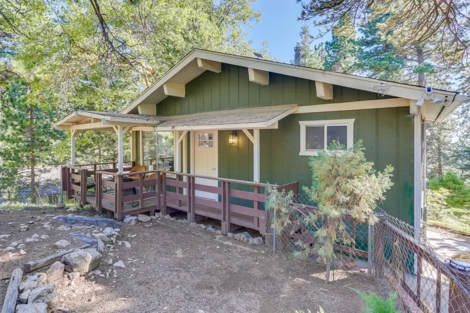 Running Springs Cabin Rental w/ Large Deck & Grill