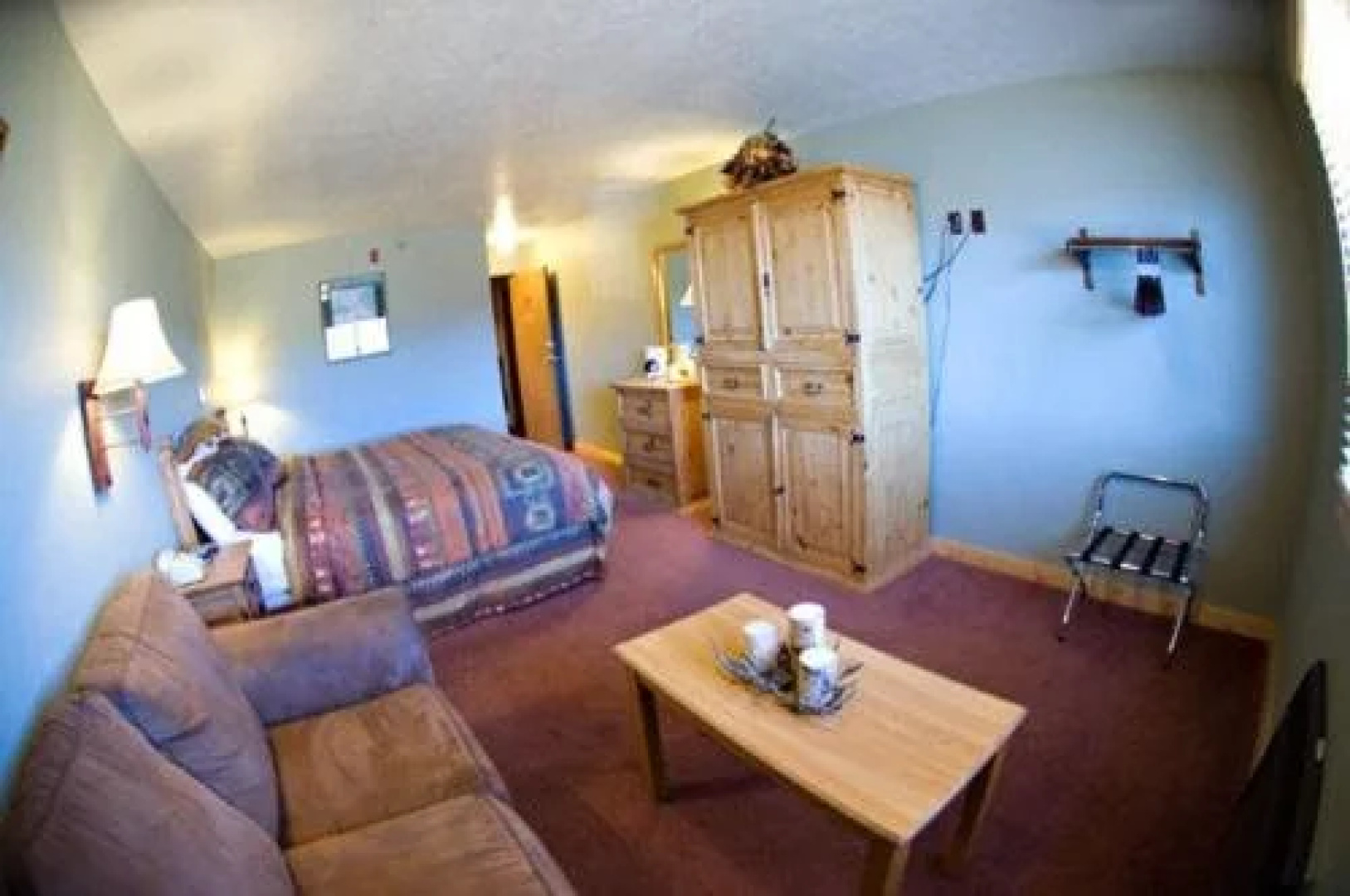 New Summit Inn