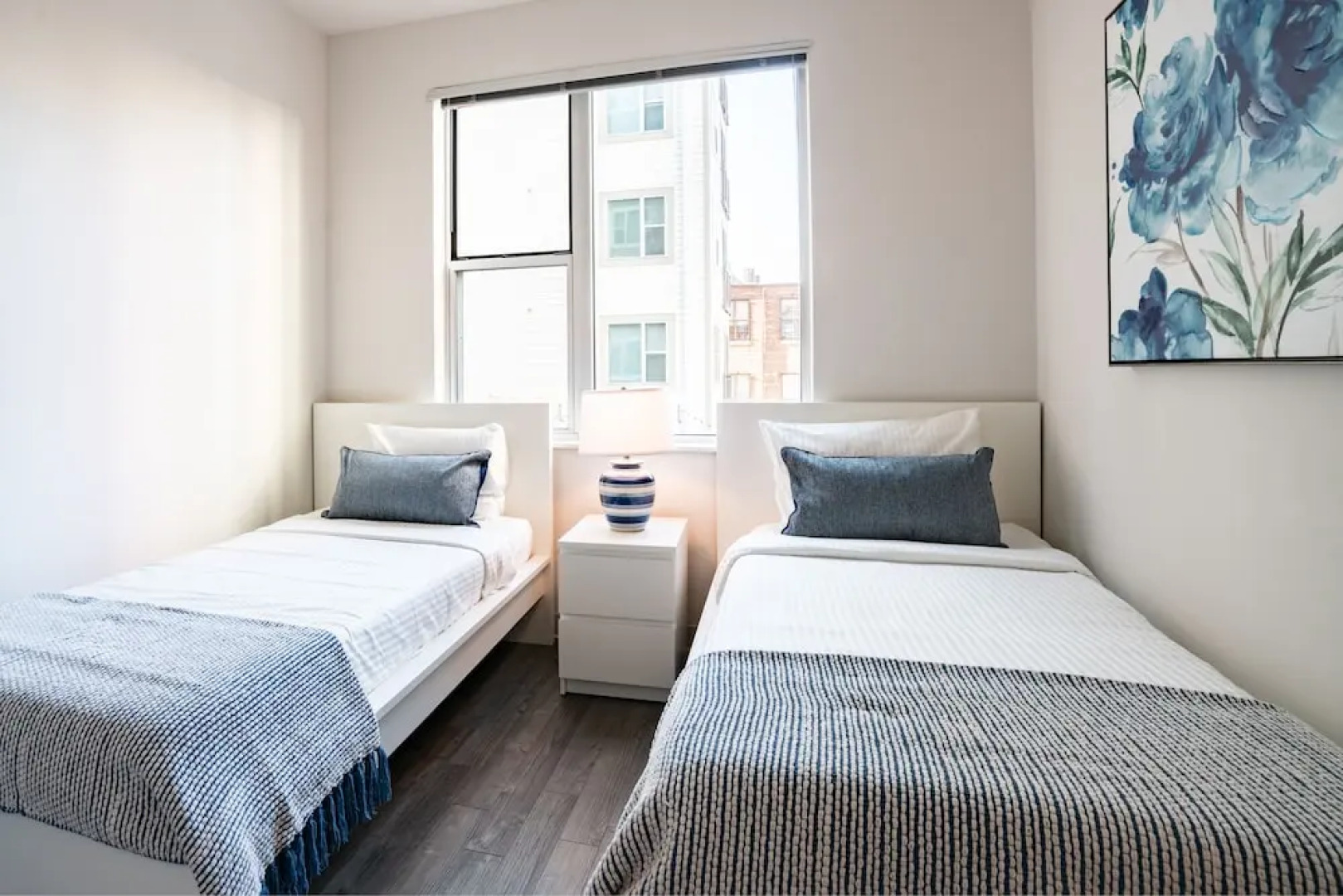 Washington DC Luxury Suites by H