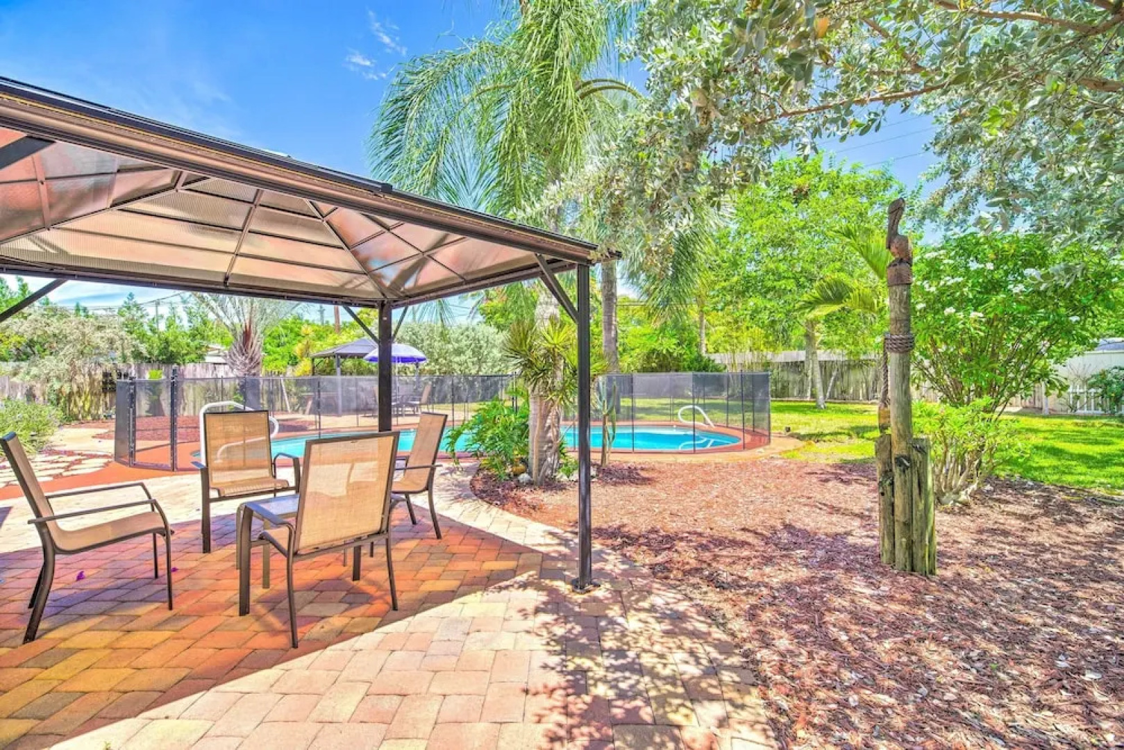 Spacious Satellite Beach Home: Walk to Shore!