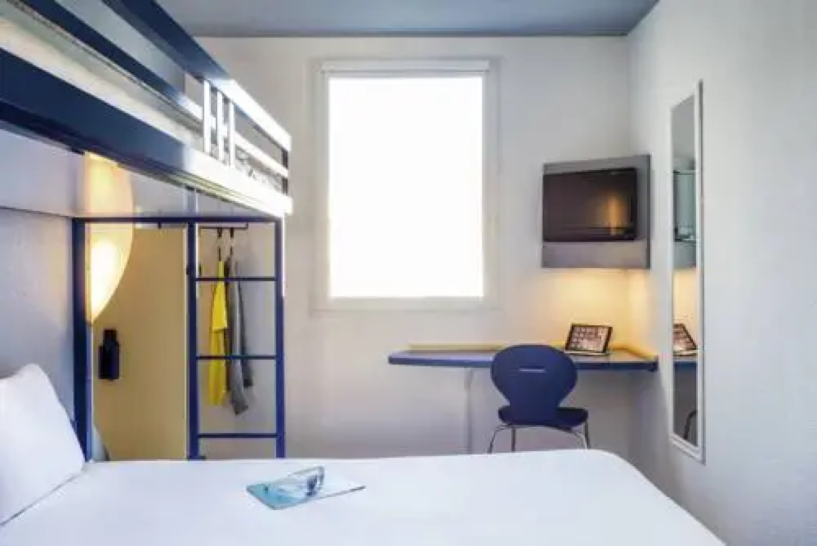 The Fremont Plaza Hotel