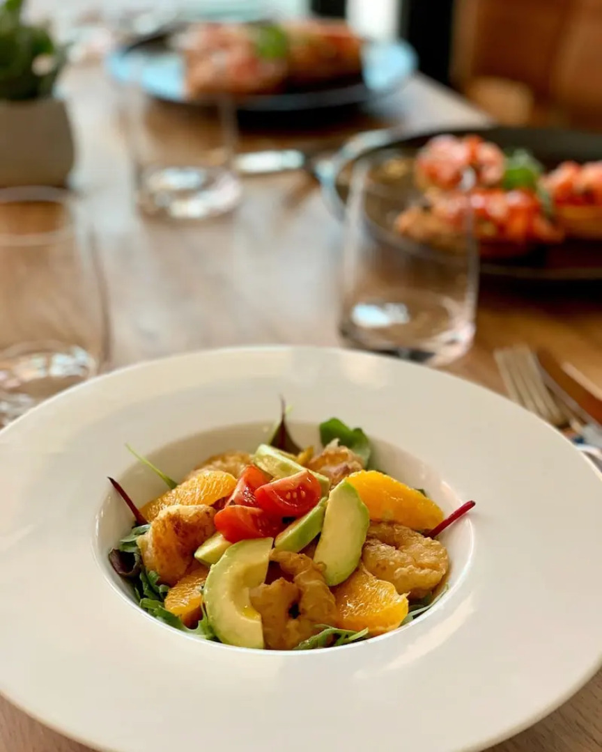 AZZA Hotel & Restaurant