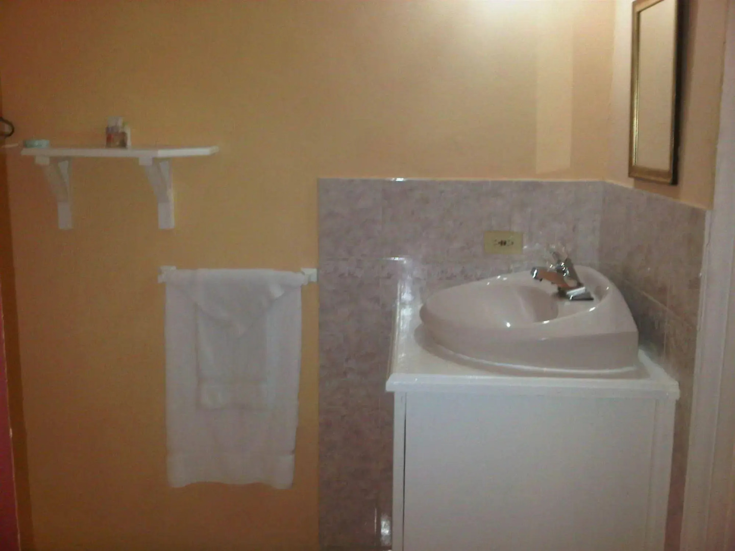 Treasure's Comfort Inn