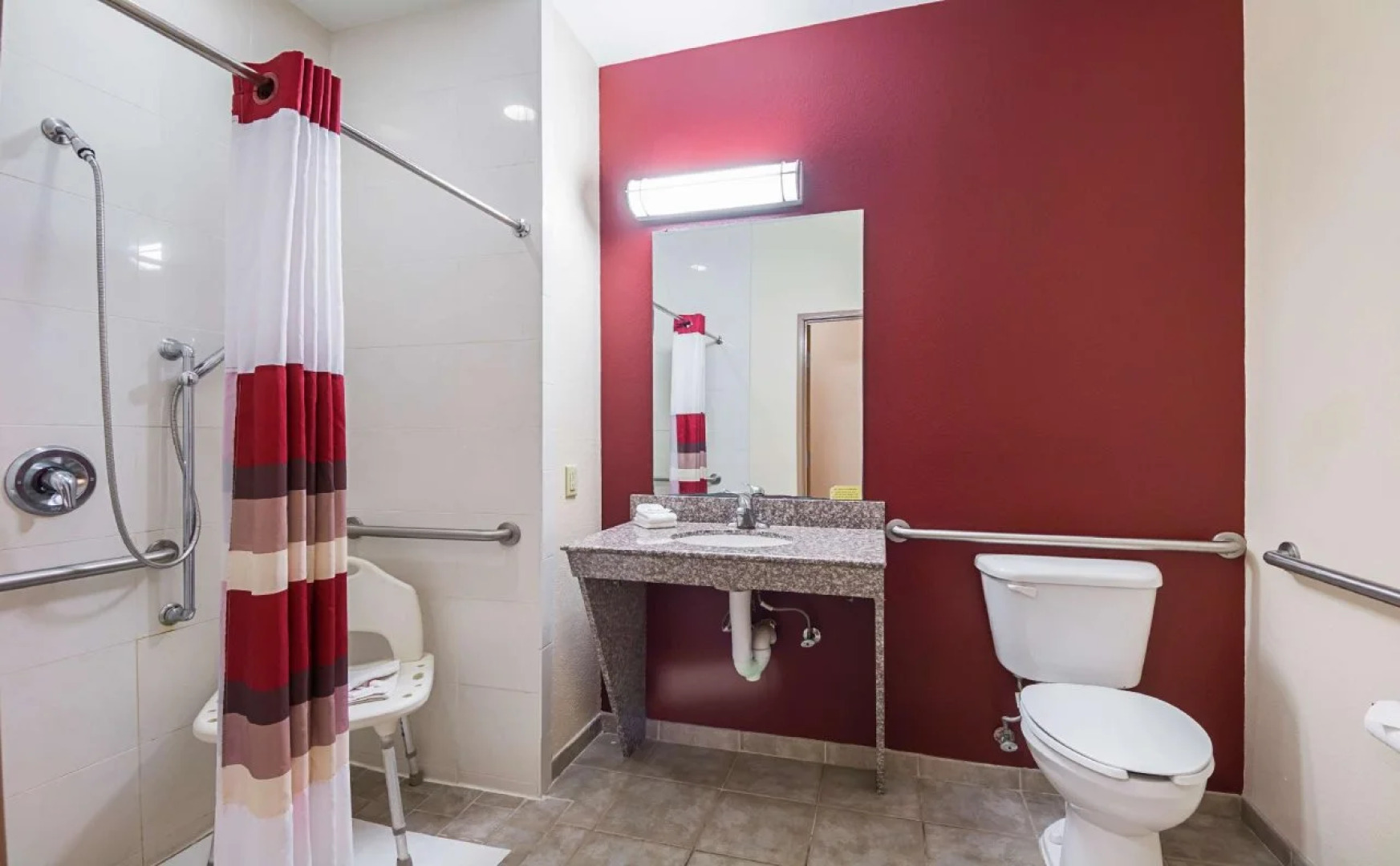 Red Roof Inn and Suites