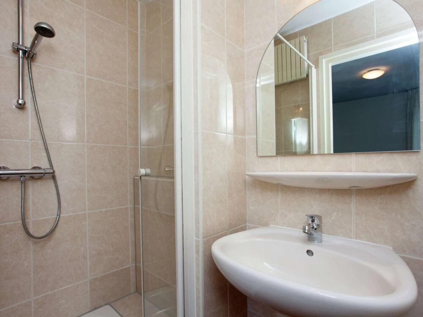 Majestic, Large Holiday Home near Leende Located Between Meadows & Forests