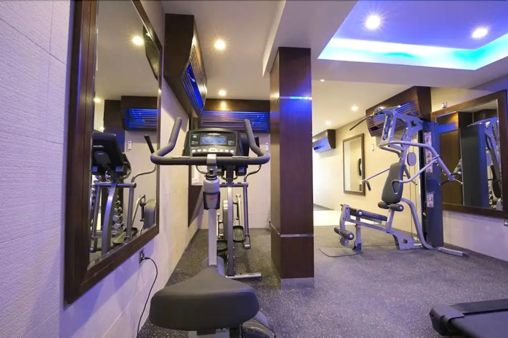 Regent Hotel Apartments