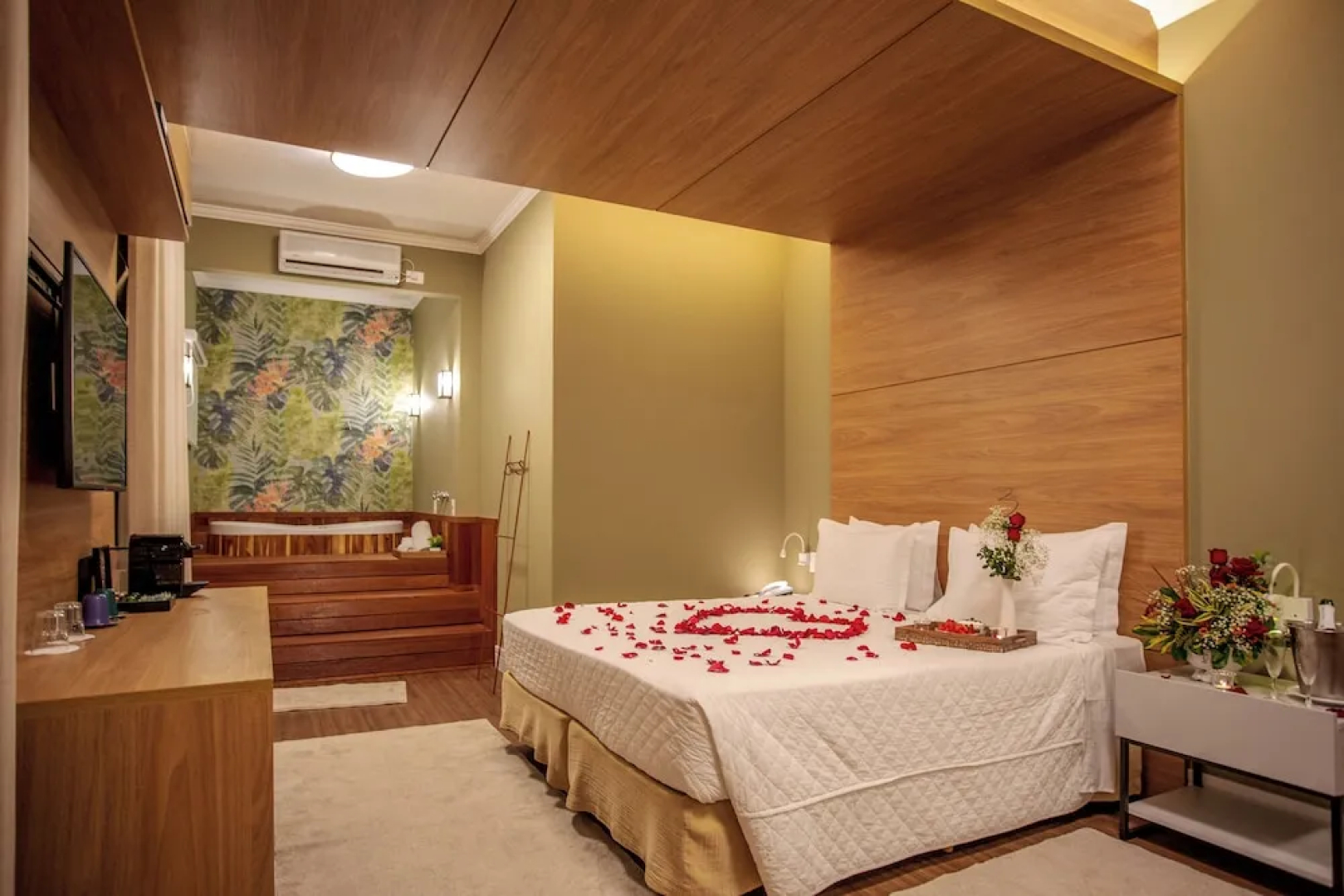 LS Hotel