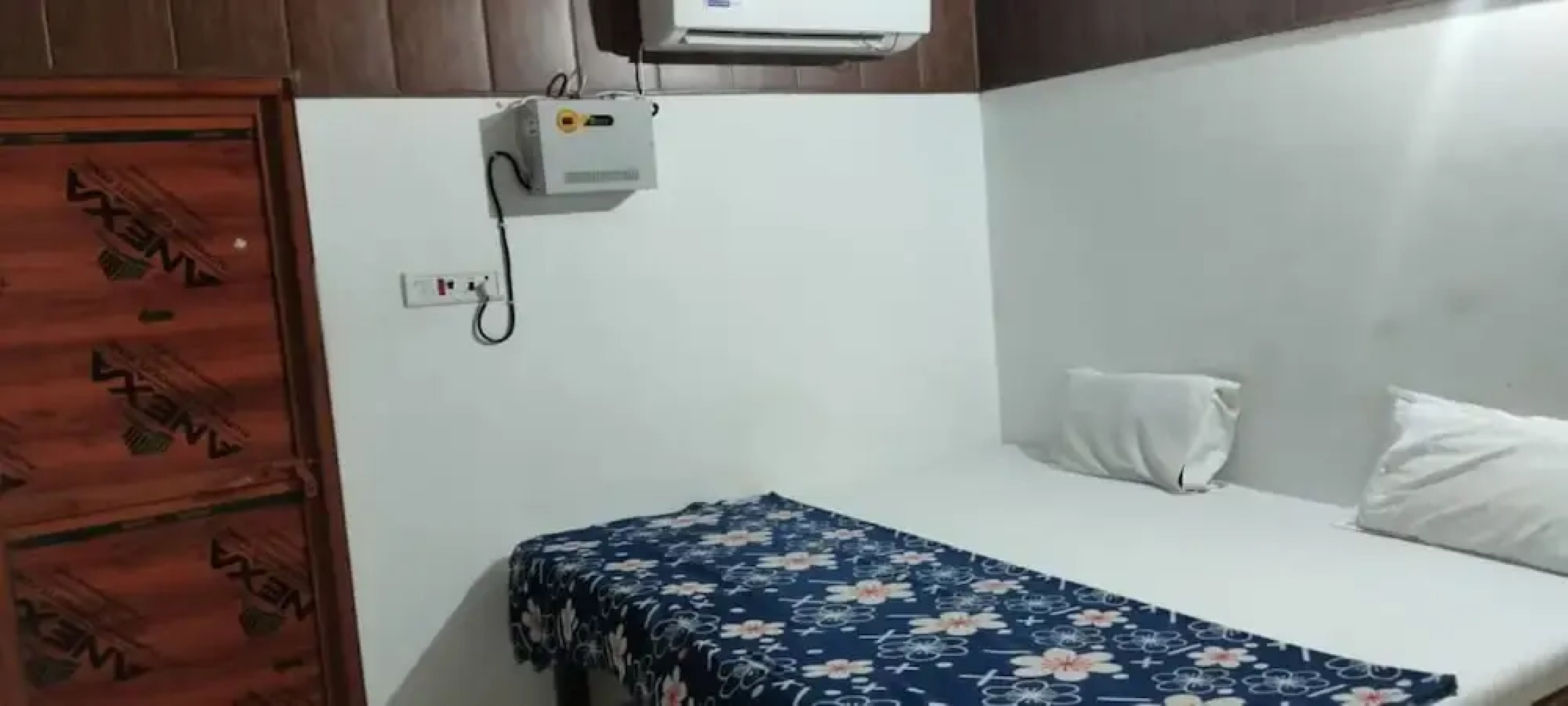 Prakash Palace Ayodhya