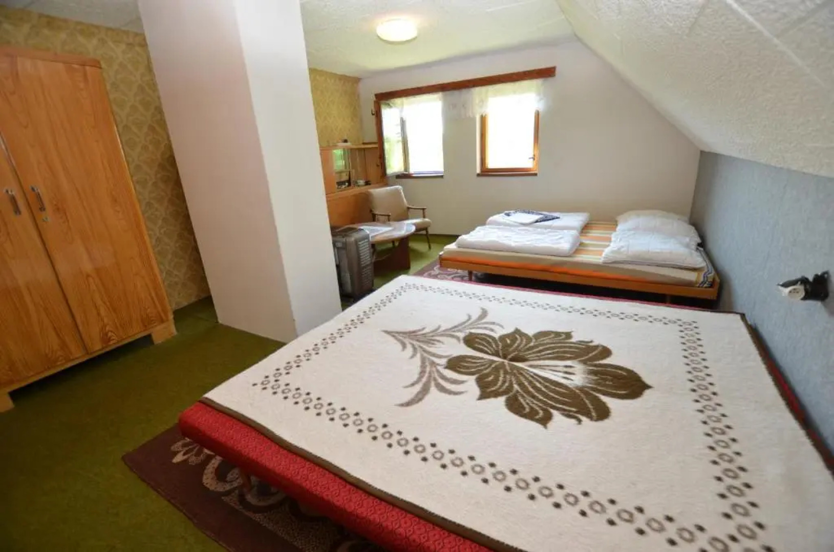 Mountain Chalet Hoja 1