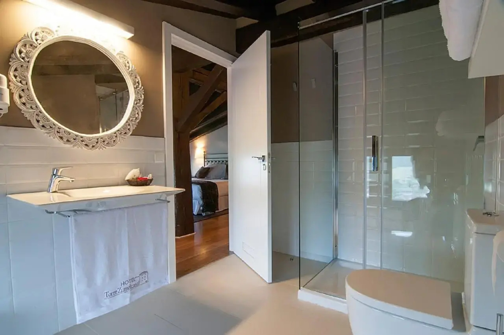 Hotel Torre Zumeltzegi