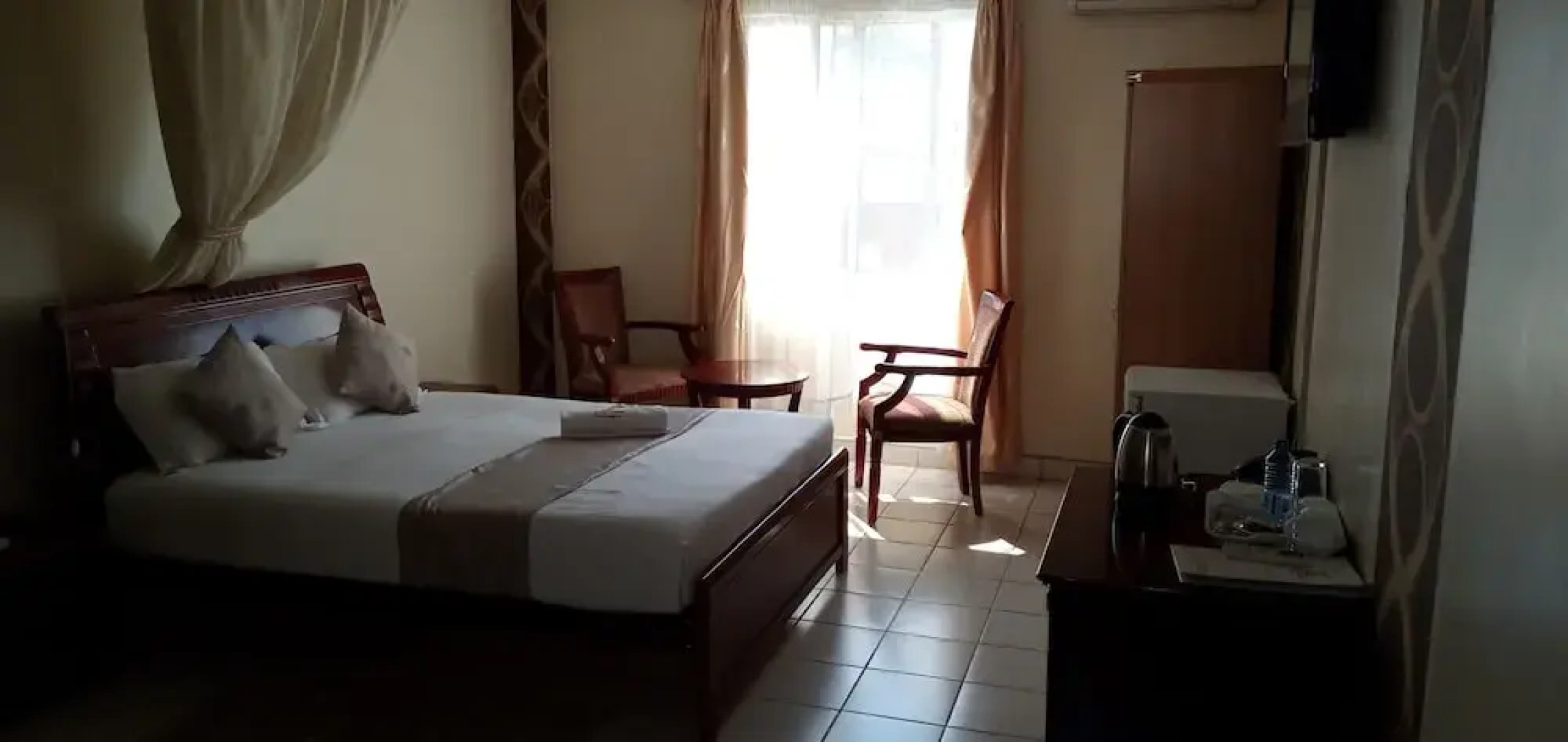 The Great Lakes Hotel LTD.