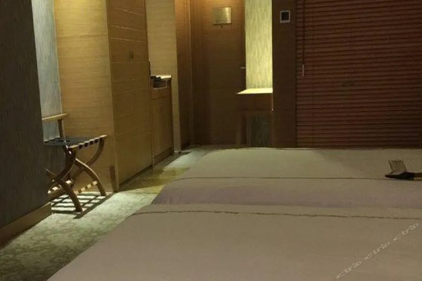 Ningbo East Shipu Hotel