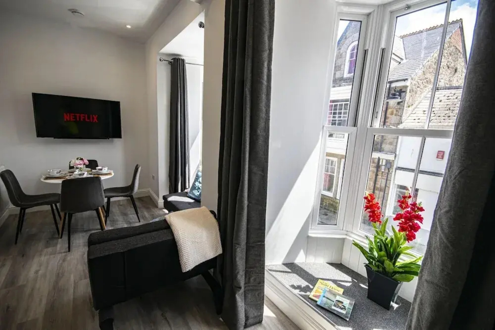 Baker Chambers Lovely Self-catering Apartment Located Within a Beautifully Renovated Building