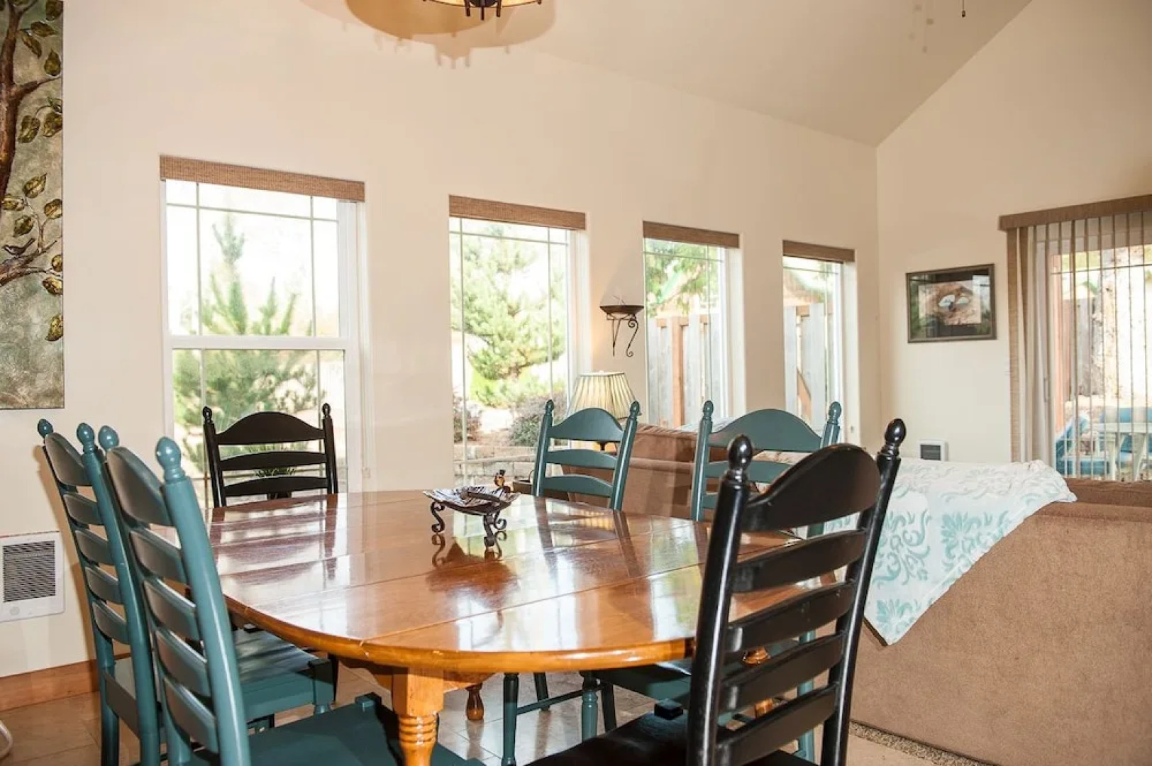 Waterside Family Fun 3 Br home by RedAwning