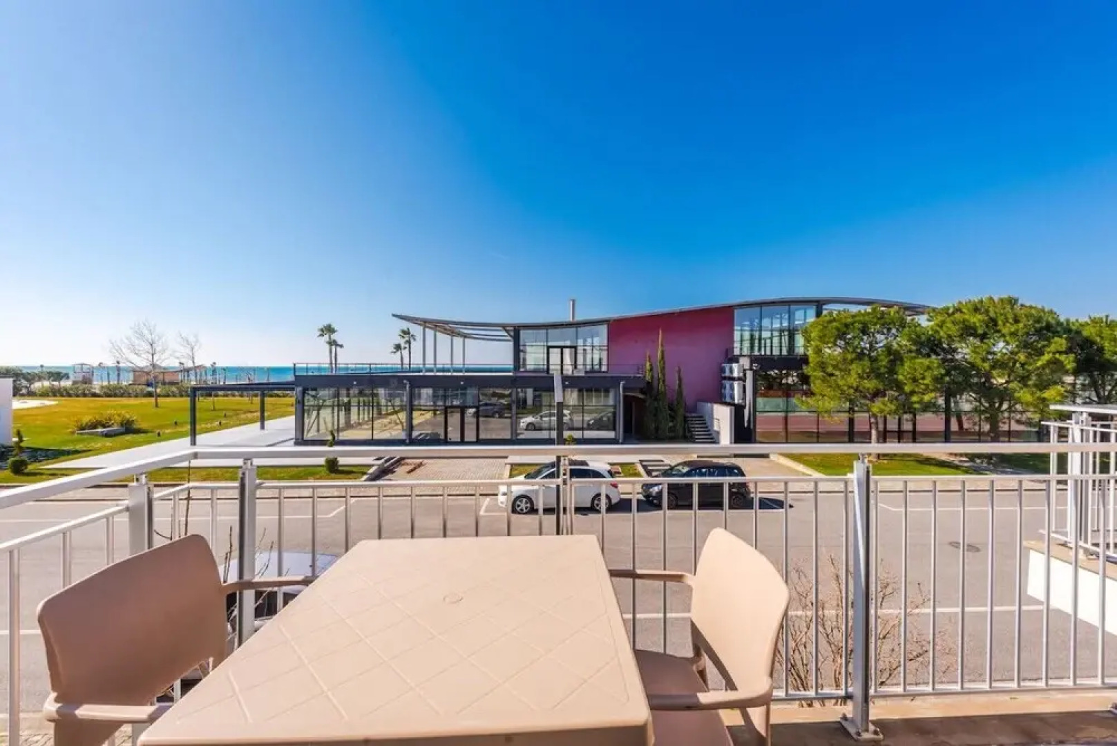 Coastal Haven Talea in Tale