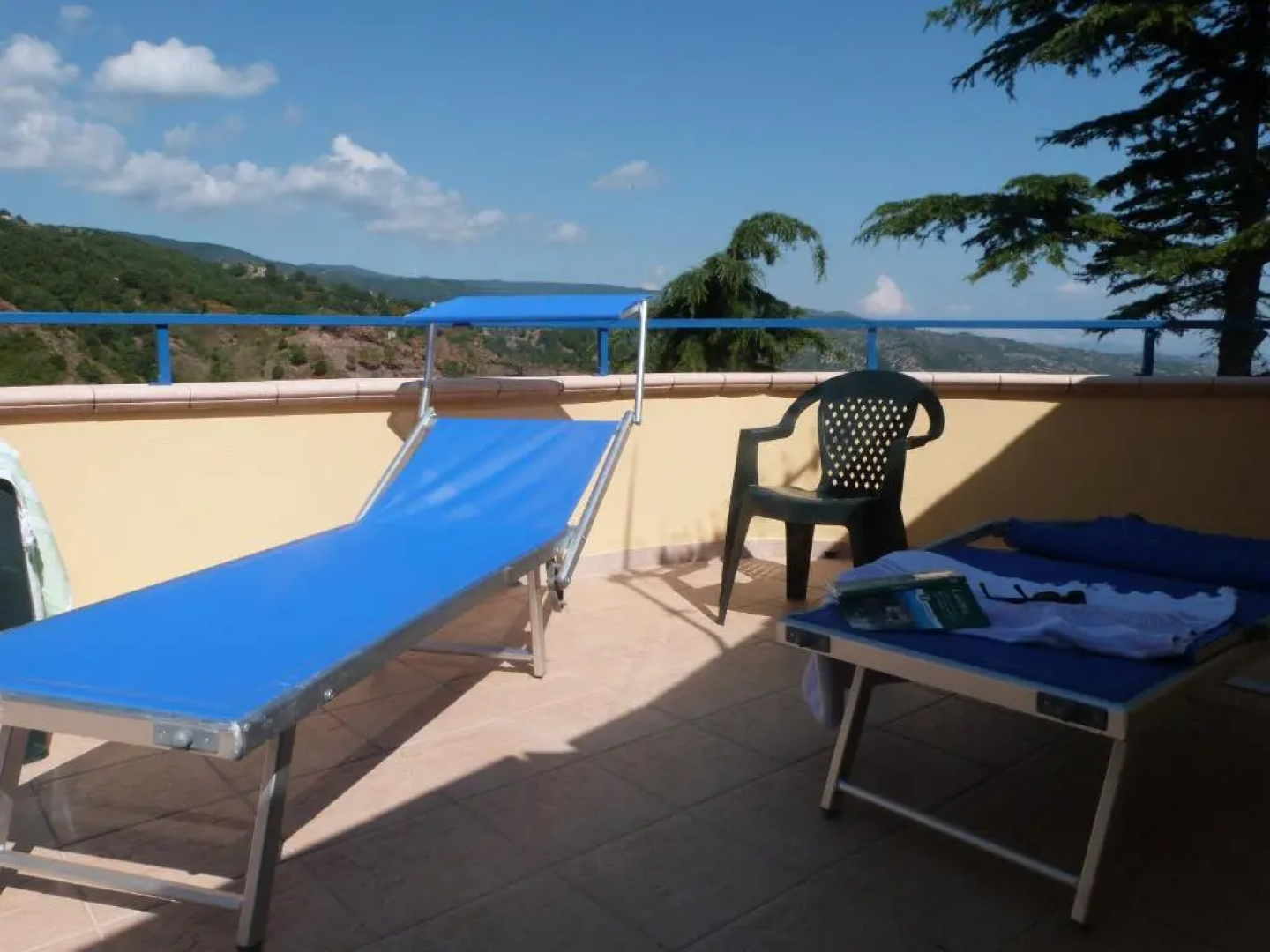 Zephyros - Vivere Il Mare E la Storia Del Borgo