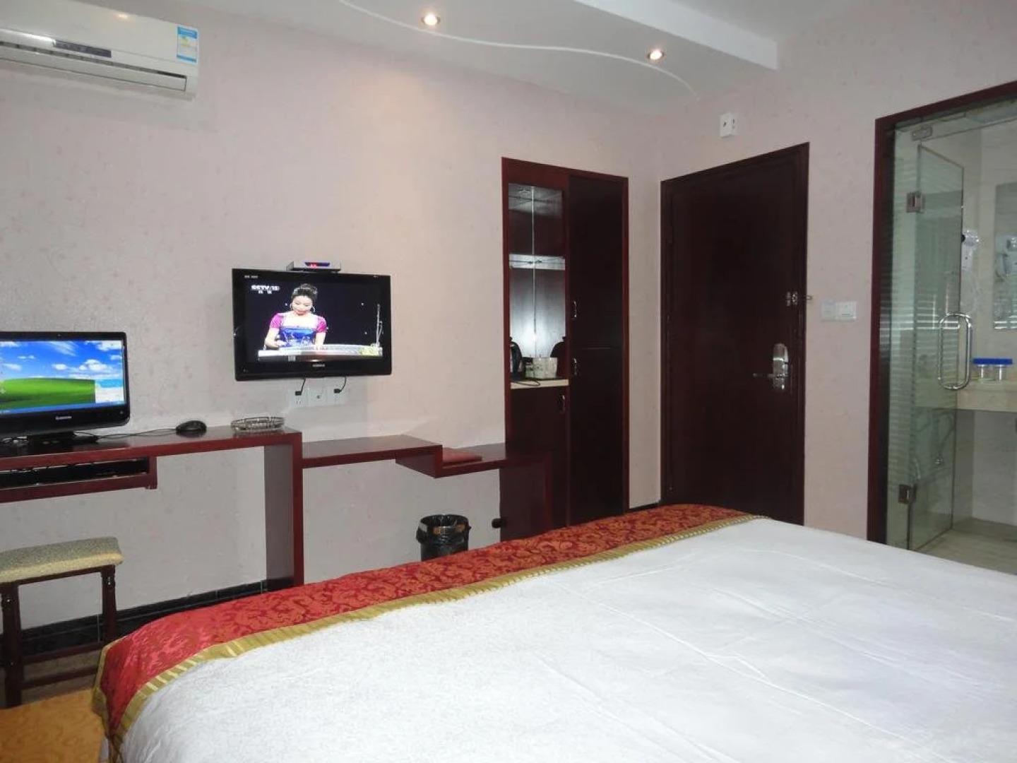 Jiuhuashan Four Seasons Garden Hotel