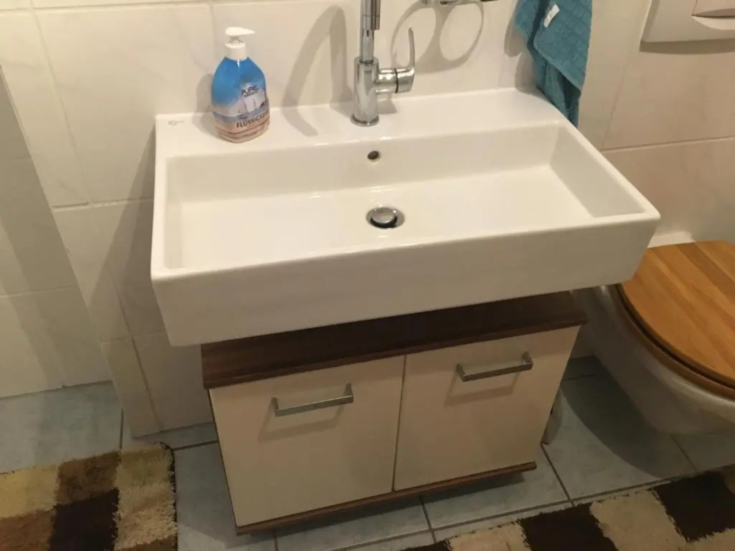 Romantische Ferienwohnung mit fantastischem Ausblick, Pool und Gartensauna